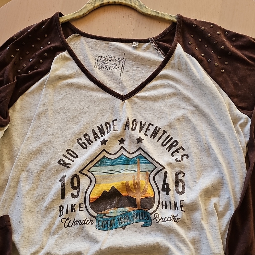 Womens Panhandle Adventure Longsleeve Raglan Shirt
